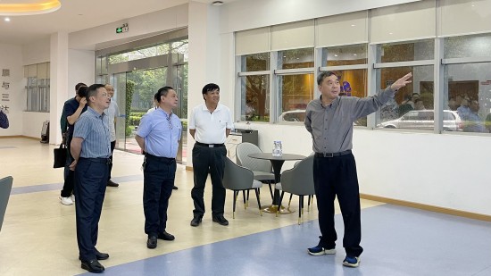 图1-1.jpg